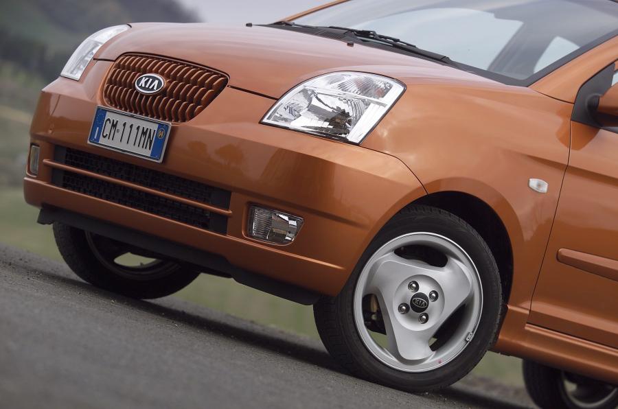  Kia Picanto 2005 года  (фото 9 из 126)